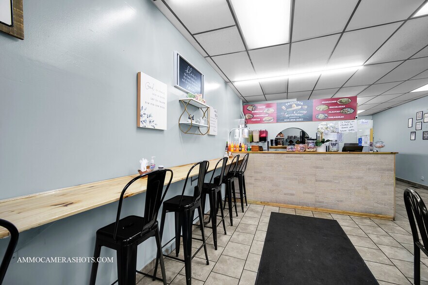 More Photos Of 209-211 5th St, Aurora Storefront For Sale