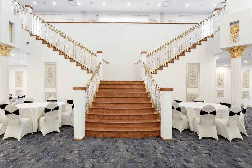 More Photos Of 10841 Composite Dr, Dallas Lodge Meeting Hall For Sale