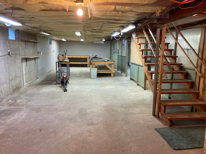More Photos Of 4269 W Beltline Hwy, Madison Coworking Space