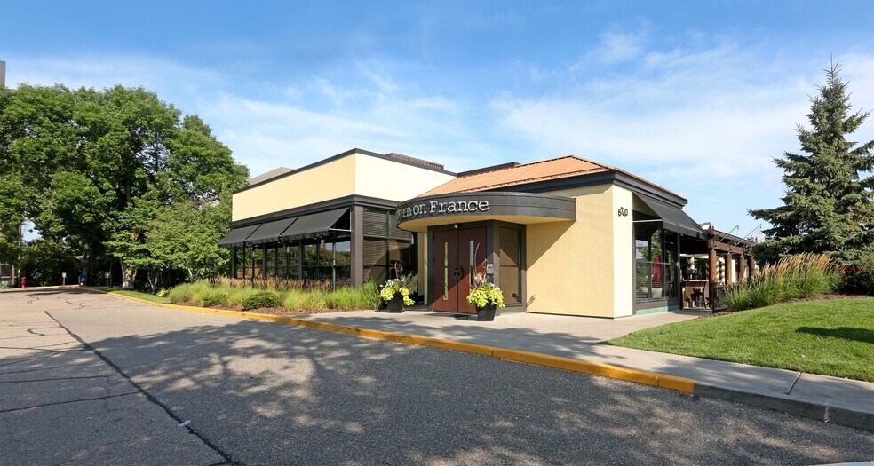 More Photos Of 6750 France Ave S, Edina Office For Lease