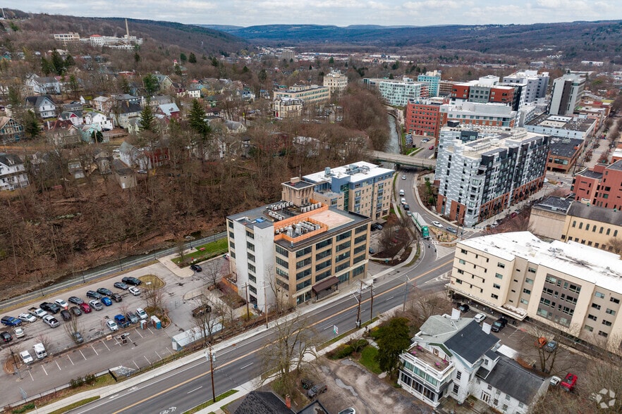 More Photos Of 401 E State St, Ithaca Apartments For Lease