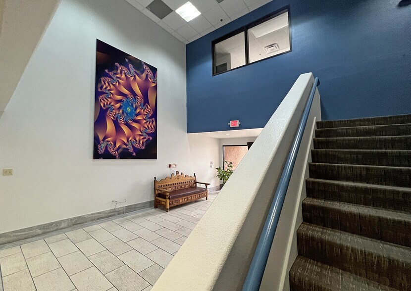 More Photos Of 6100 Seagull St NE, Albuquerque Office For Sale