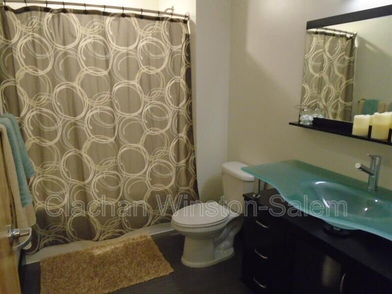 More Photos Of 50 W 4th St, Winston-Salem Apartments For Lease