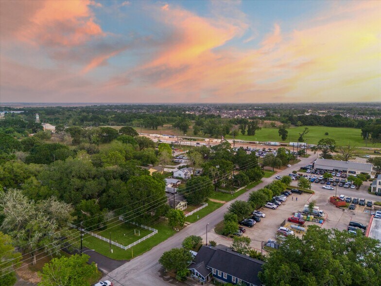 More Photos Of 30315 2nd St., Fulshear Land For Sale