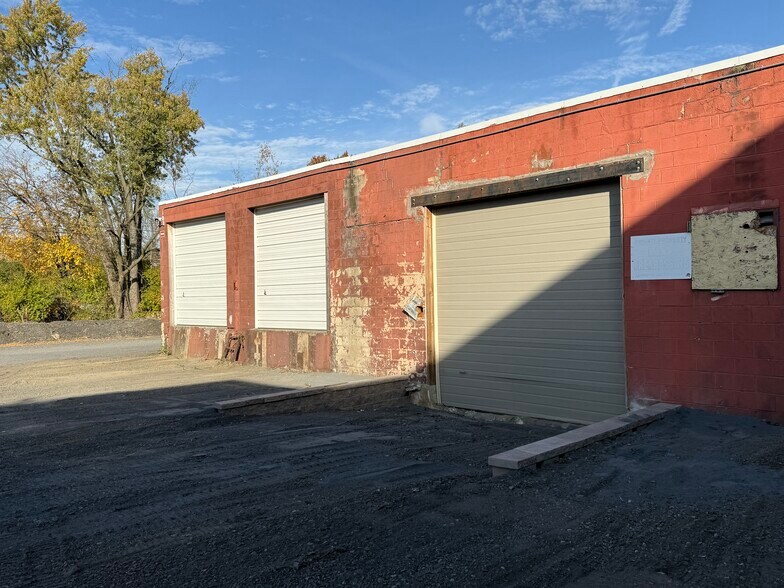 More Photos Of 830 13th Ave, Bethlehem Light Manufacturing For Lease