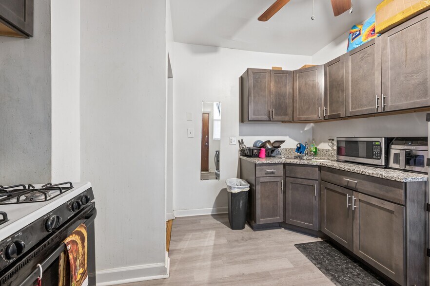 More Photos Of 7601-7605 S Peoria St, Chicago Apartments For Sale