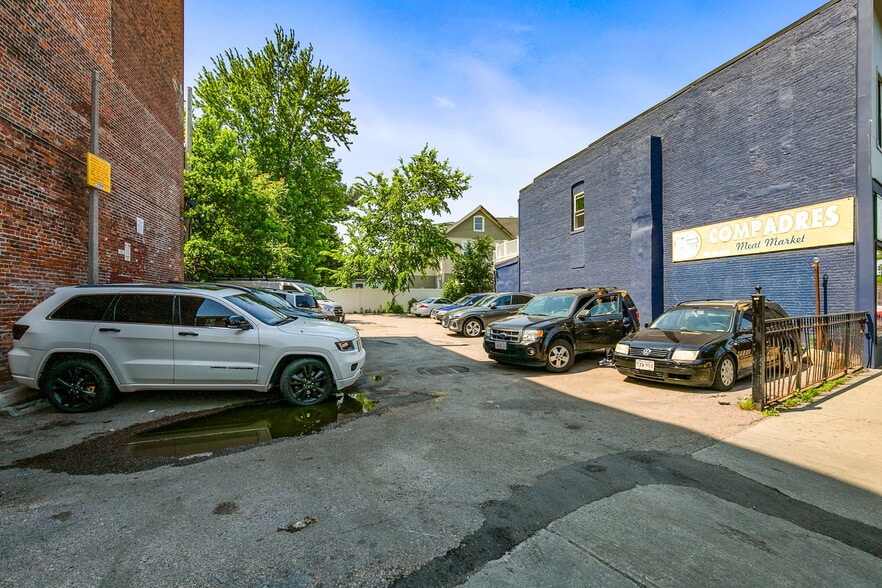 More Photos Of , Roxbury Unknown For Sale