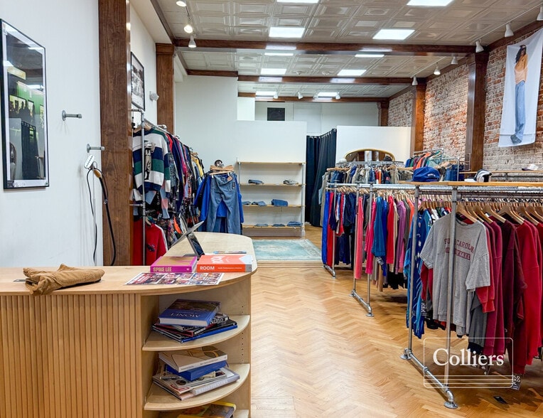 More Photos Of 929 Gervais St, Columbia Storefront Retail Office For Lease