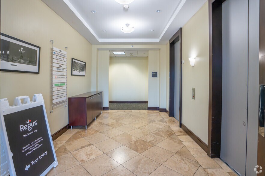 More Photos Of 1-2 Chase Corporate Dr, Hoover Coworking Space