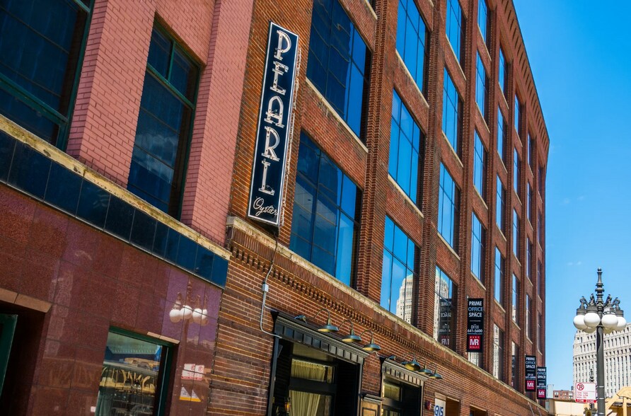 More Photos Of 180 N Wacker Dr, Chicago Loft Creative Space For Sale