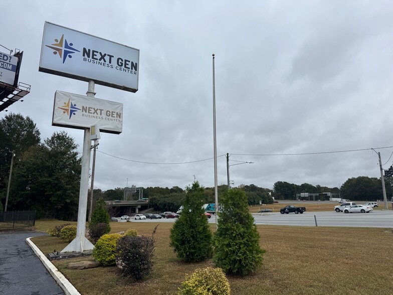 More Photos Of 6100 Peachtree Industrial Blvd, Atlanta Freestanding For Lease