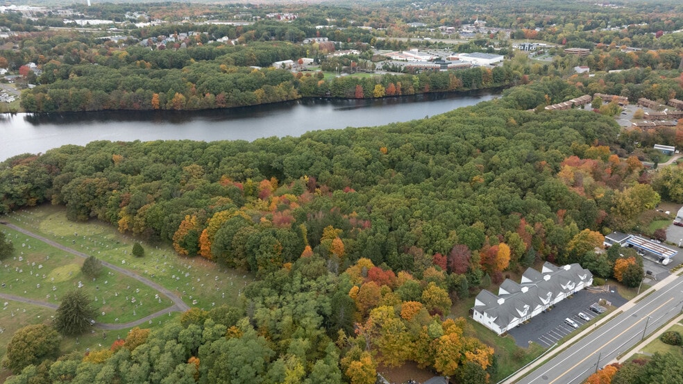 More Photos Of 206 Oakland, Manchester Land For Sale