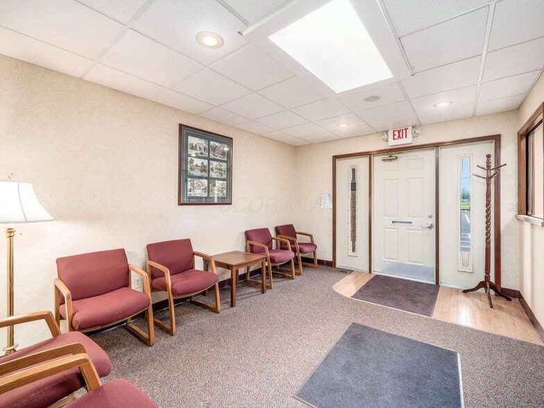 More Photos Of 4960 Middle Urbana Rd, Springfield Medical For Sale