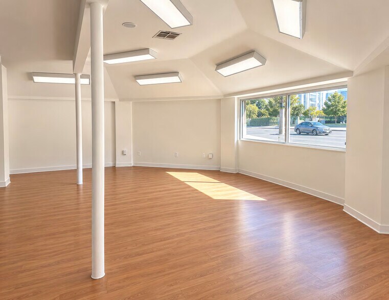 More Photos Of 1155 N Mission Rd, Los Angeles Loft Creative Space For Sale