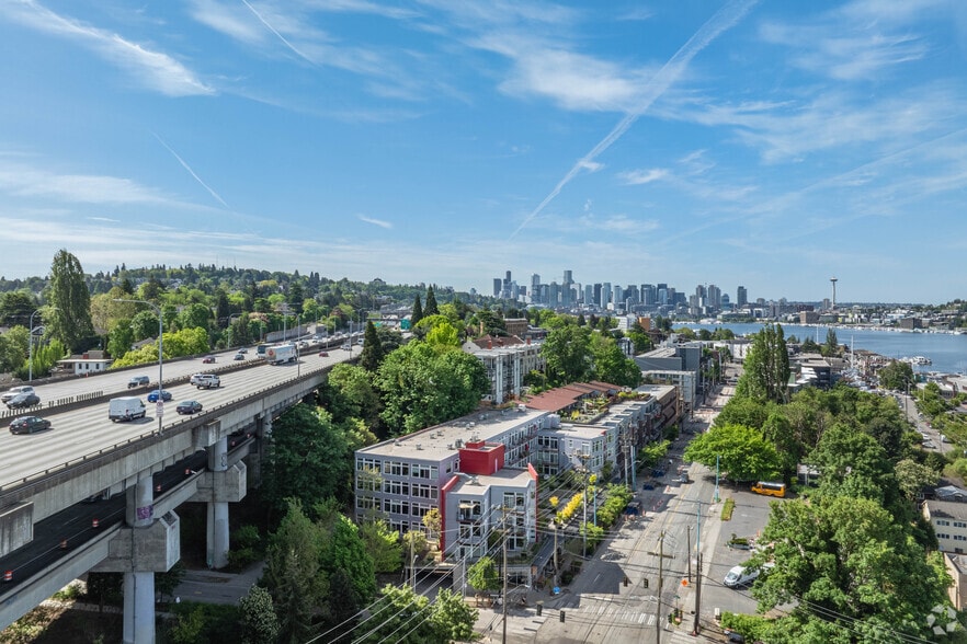 More Photos Of 2946-2956 Eastlake Ave E, Seattle Apartments For Sale