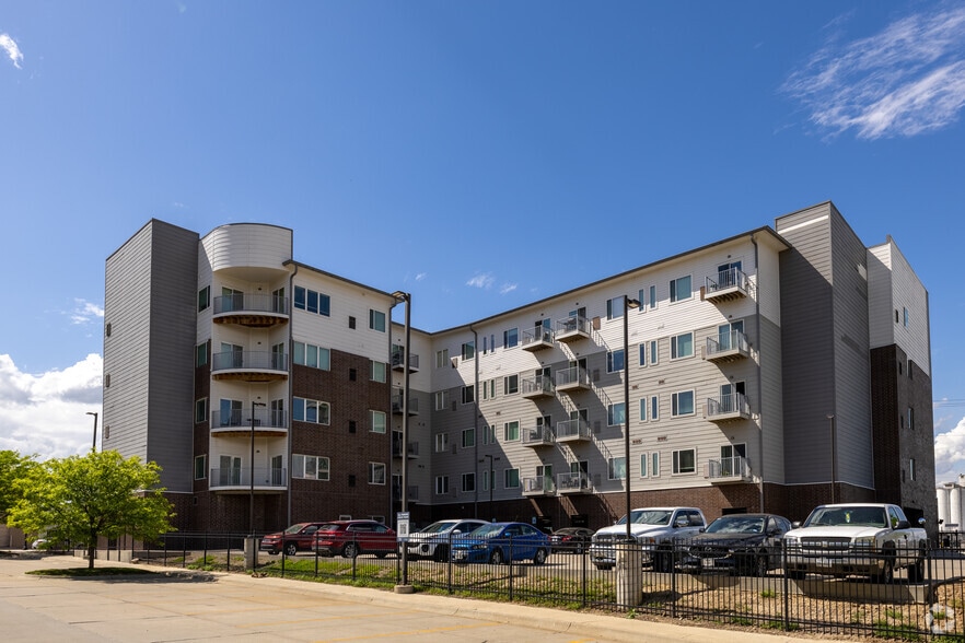 More Photos Of 1015 N 16th St, Omaha Apartments For Sale