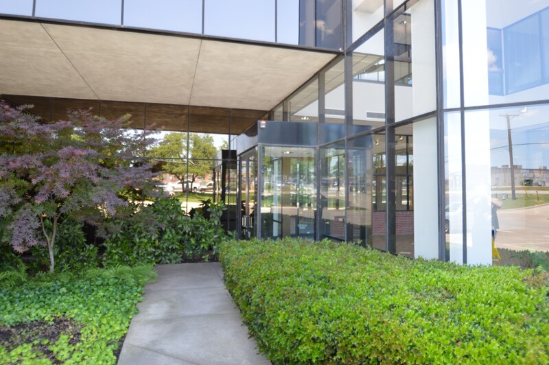 More Photos Of 8851 Camp Bowie W, Fort Worth Office For Lease