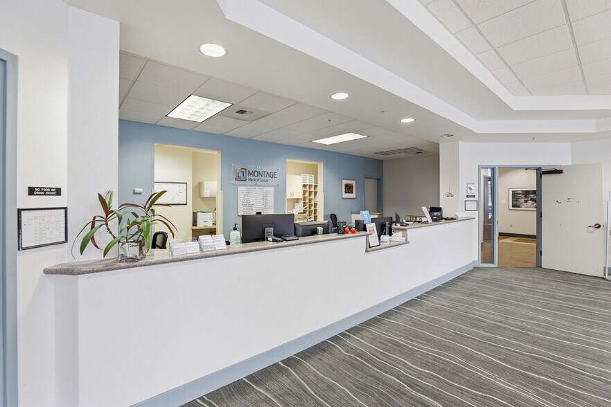 More Photos Of 30 Garden Ct, Monterey Medical For Sale