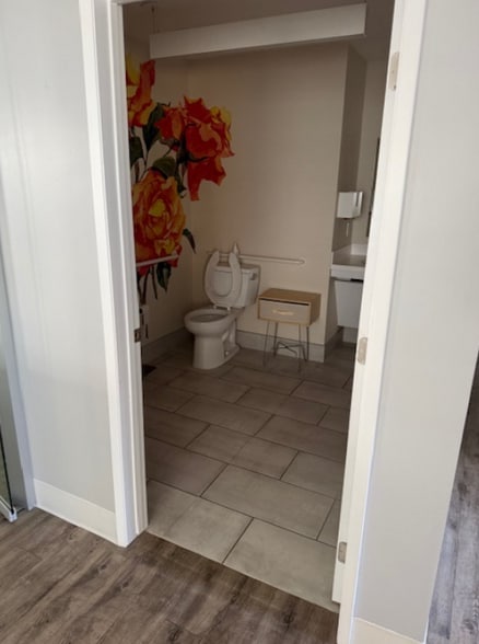 More Photos Of 850 Prospect St, La Jolla Medical For Lease