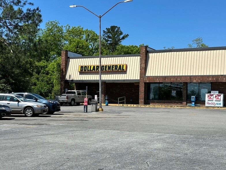 More Photos Of 806-810 Madison Hwy, Valdosta General Retail For Lease