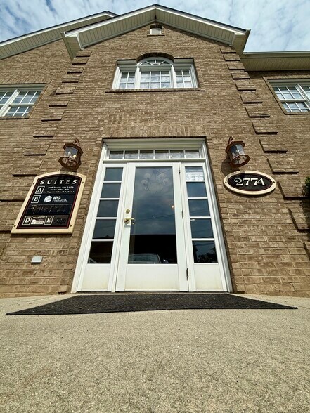 More Photos Of 2774 Electric Rd, Roanoke Medical For Lease