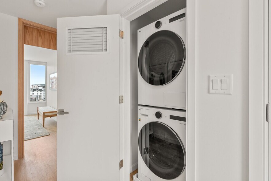 More Photos Of 120 Nantasket Ave, Hull Apartments For Sale