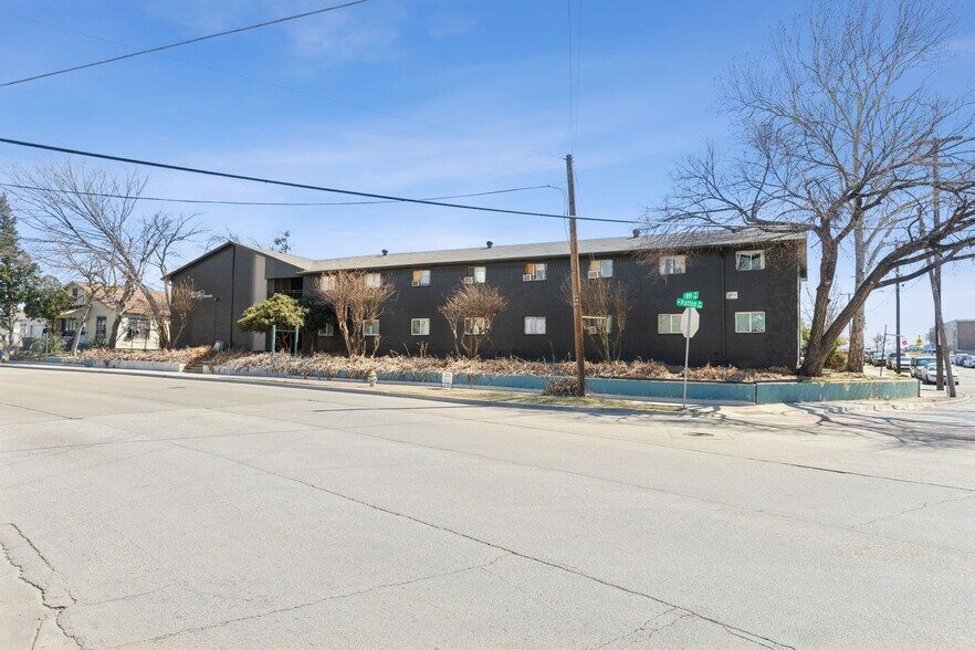 More Photos Of , Dallas Multifamily For Sale