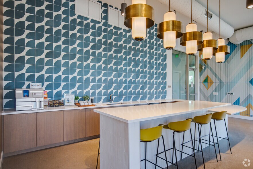 More Photos Of 6601 E McDowell Rd, Scottsdale Apartments For Lease