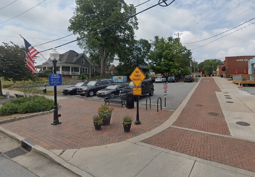 More Photos Of 9 S Peachtree St, Norcross Loft Creative Space For Sale