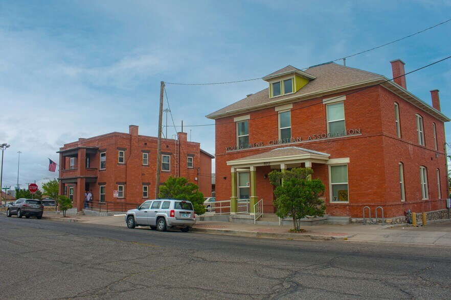 Primary Photo Of 810 Wyoming Ave, El Paso Office Residential For Sale