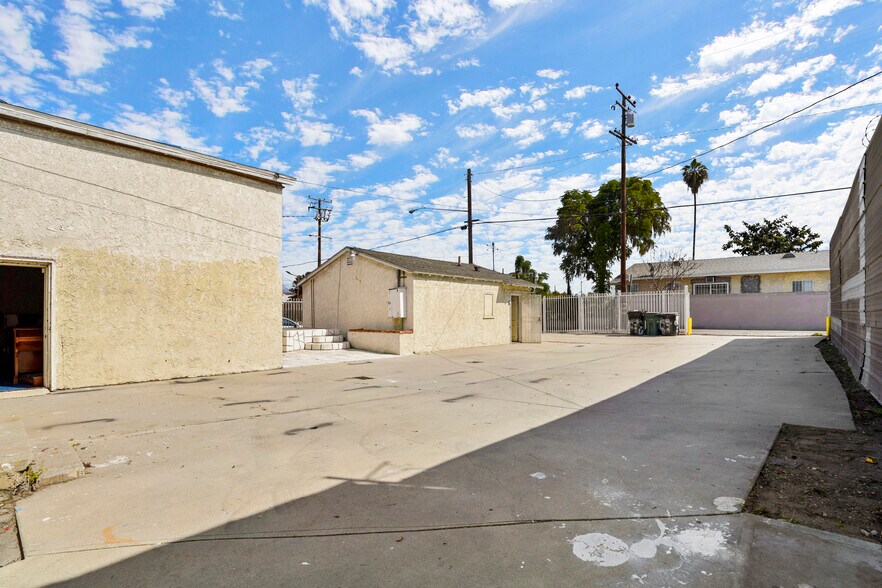 More Photos Of 1108 E 84th Pl, Los Angeles Religious Facility For Sale