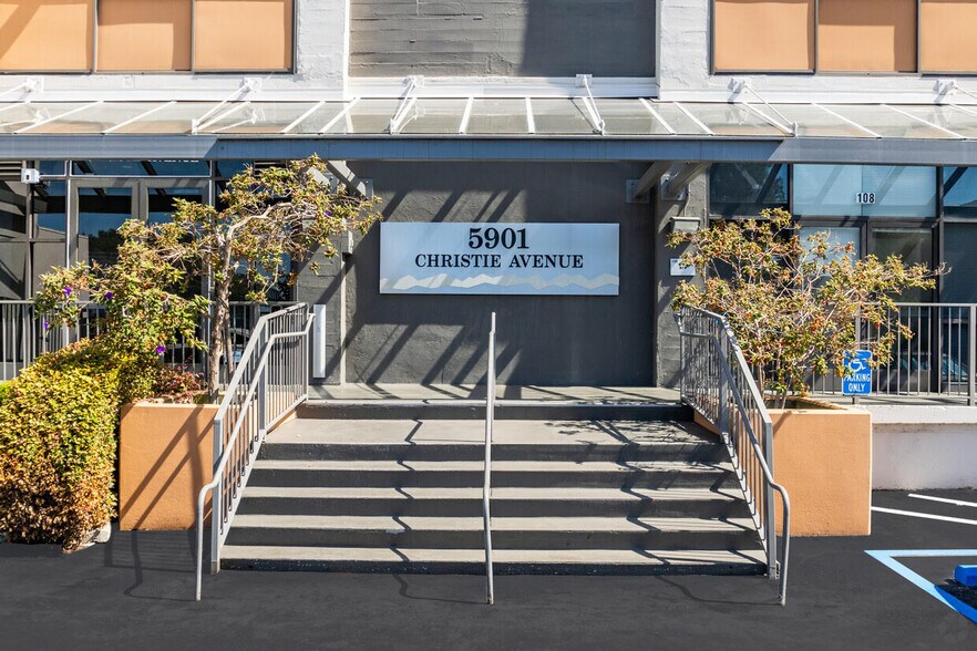More Photos Of 5901 Christie Ave, Emeryville Office For Lease