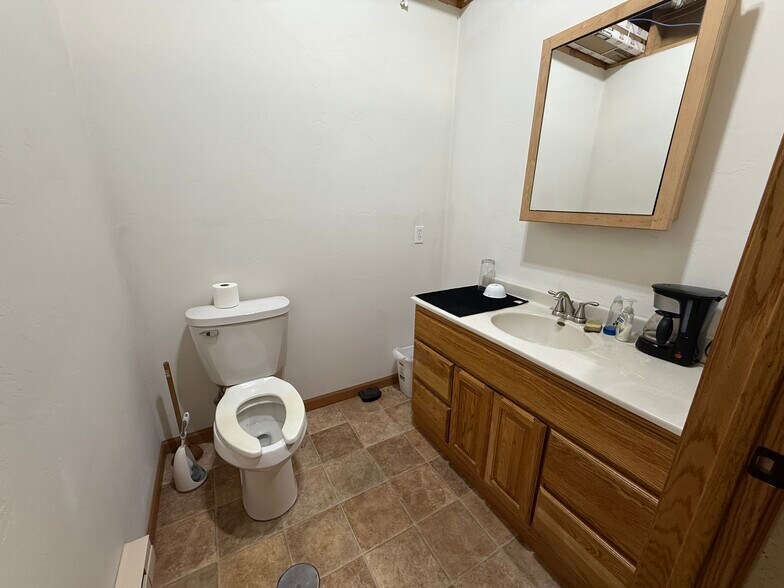More Photos Of 500-504 W Main St, Mount Horeb Freestanding For Lease