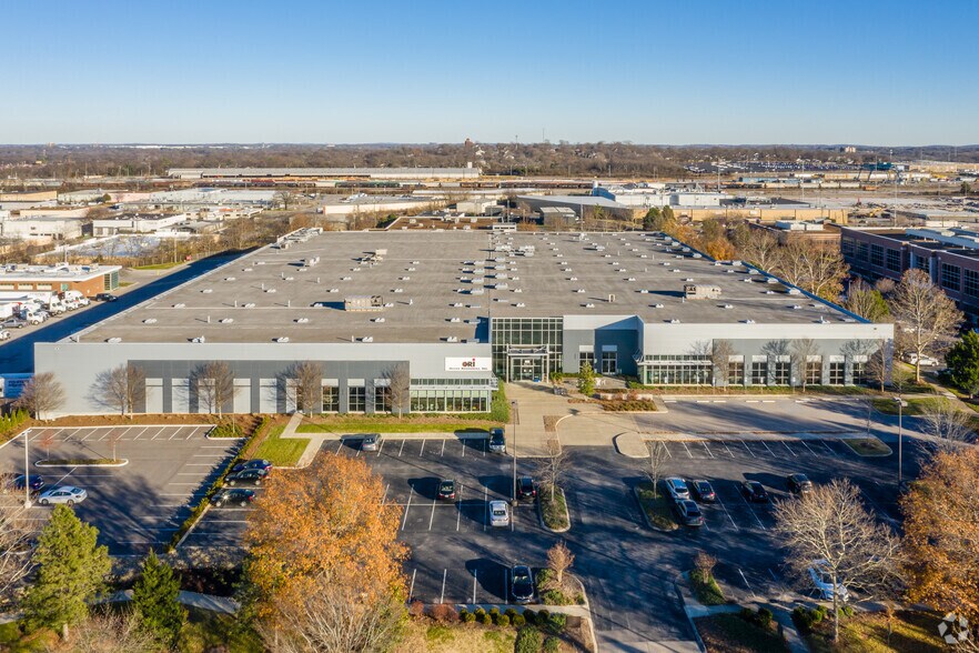 More Photos Of 2981-2993 Sidco Dr, Nashville Warehouse For Lease