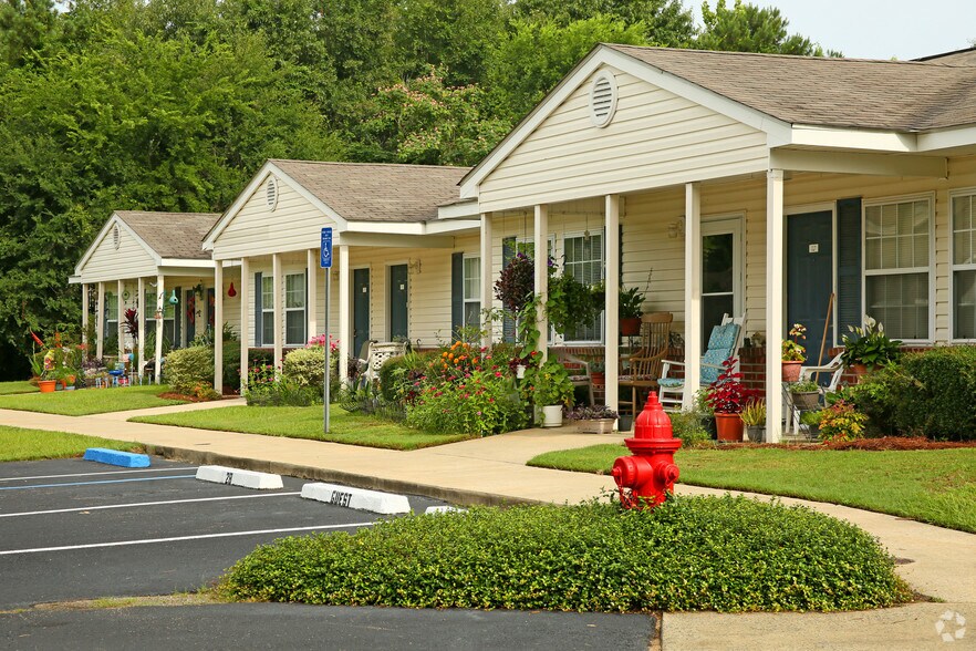 More Photos Of 1601 Radium Springs Rd, Albany Apartments For Sale