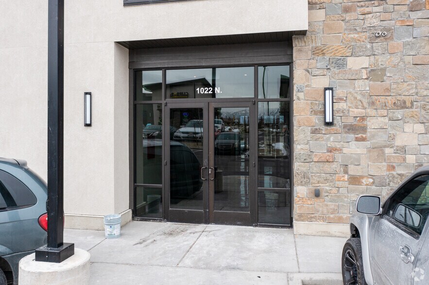 More Photos Of 1022 N Redwood Rd, Saratoga Springs Storefront Retail Office For Sale