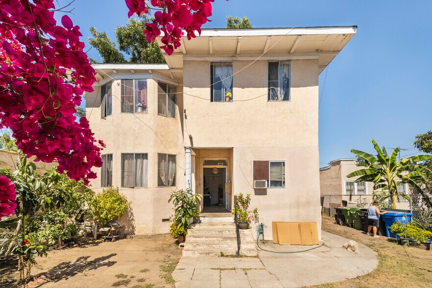 More Photos Of 1627 S Burlington Ave, Los Angeles Apartments For Sale