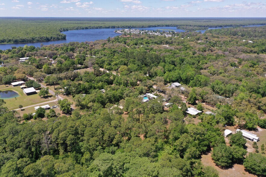 More Photos Of 638 Walnut St, Welaka Land For Sale