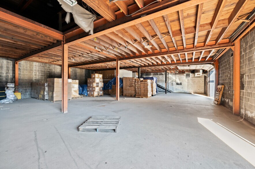 More Photos Of 614-618 Campbell Ave, West Haven Freestanding For Sale