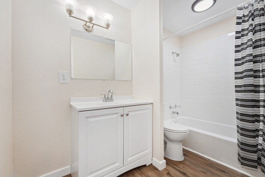 More Photos Of 11948 E 17th Ave, Aurora Apartments For Sale