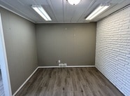 More Photos Of 1001 Croxton Ave, Bloomington Research And Development For Lease