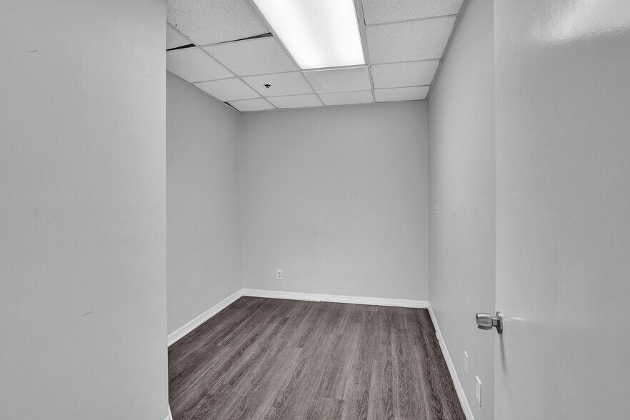 More Photos Of 2400 W Copans Rd, Pompano Beach Showroom For Lease