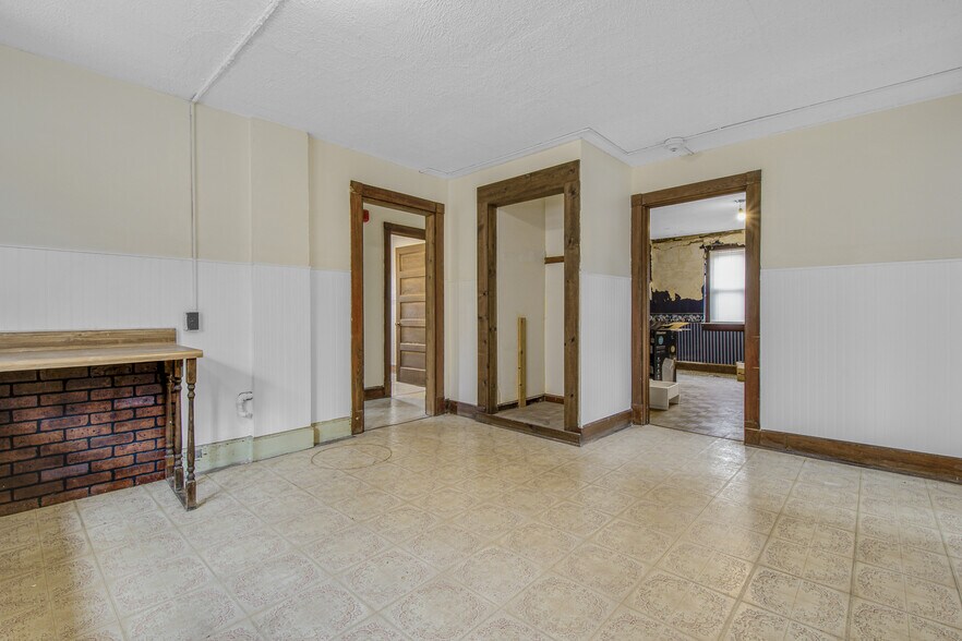More Photos Of 330 Main St, Manchester Loft Creative Space For Sale