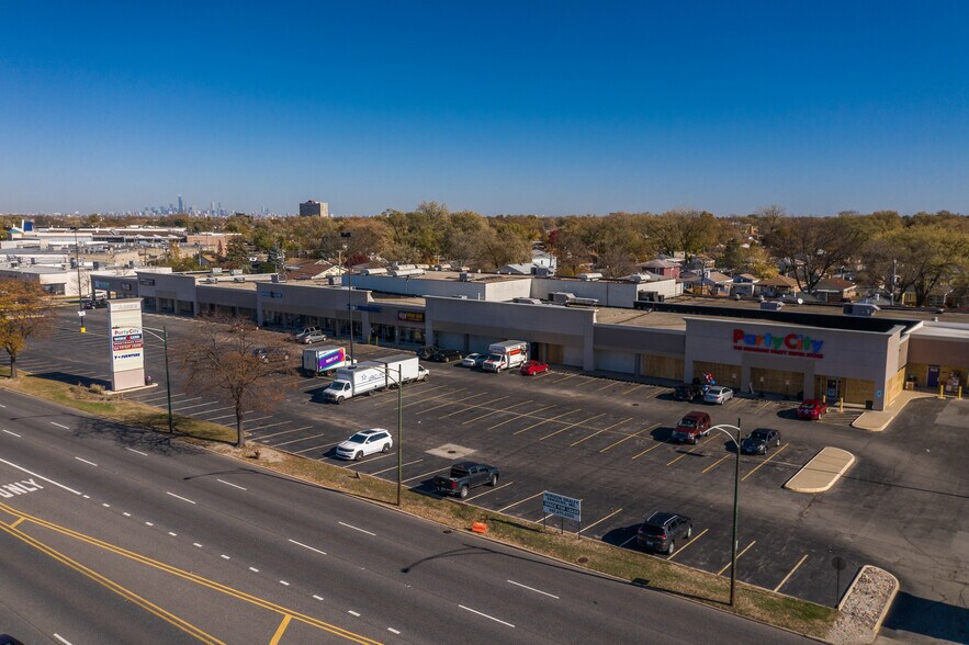 More Photos Of 8101-8159 S Cicero Ave, Chicago Unknown For Lease