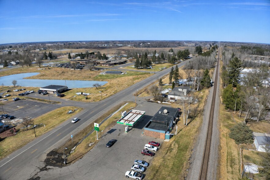 More Photos Of 209 Main Ave N, Braham Service Station For Sale