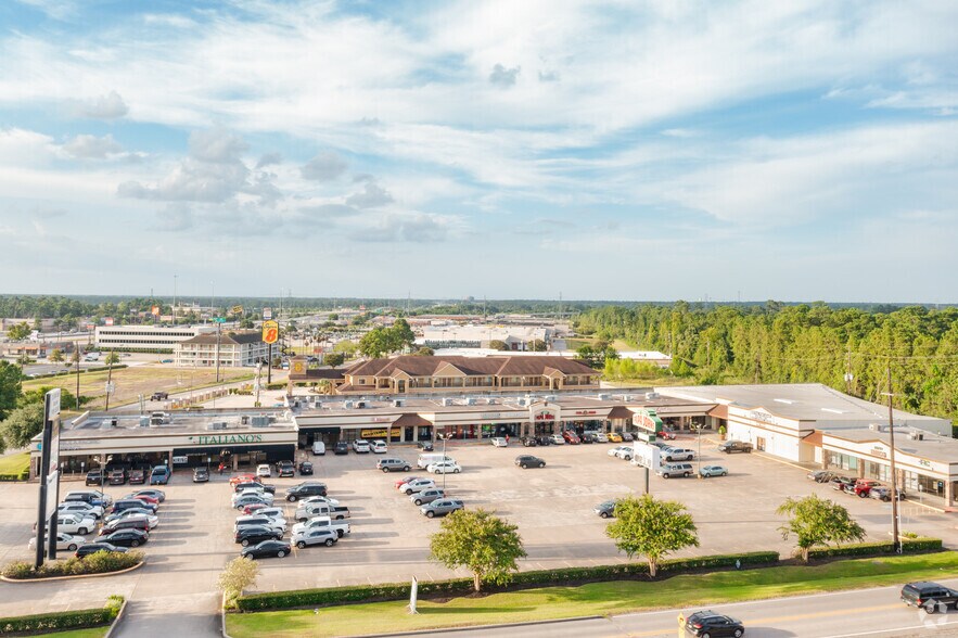 More Photos Of 211-265 E FM-1960, Humble Unknown For Lease