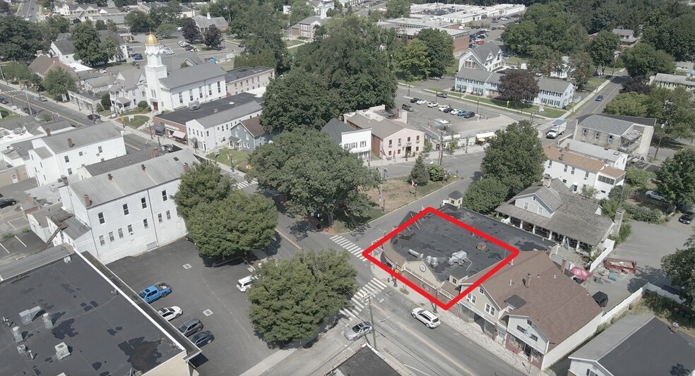 More Photos Of 1-7 Pt Barnum Sq, Bethel Restaurant For Lease