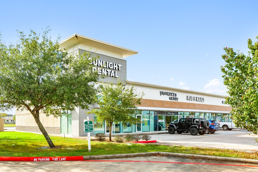 Primary Photo Of 1800 Pearland Pky, Pearland Unknown For Lease