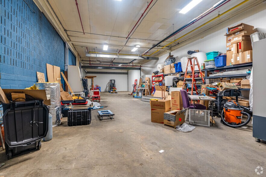 More Photos Of 101 Alexander Ave, Pompton Plains Warehouse For Lease