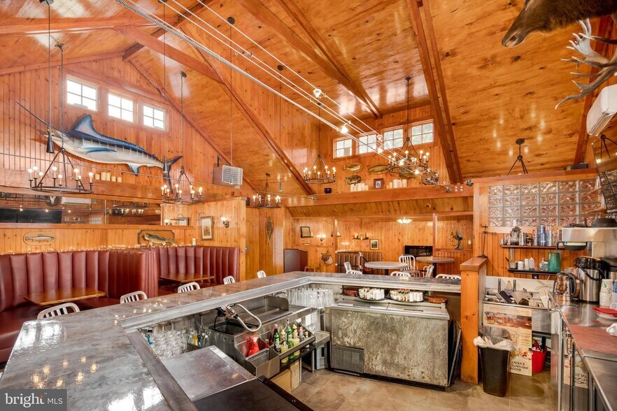 More Photos Of 1821 River Rd, Upper Black Eddy Restaurant For Sale